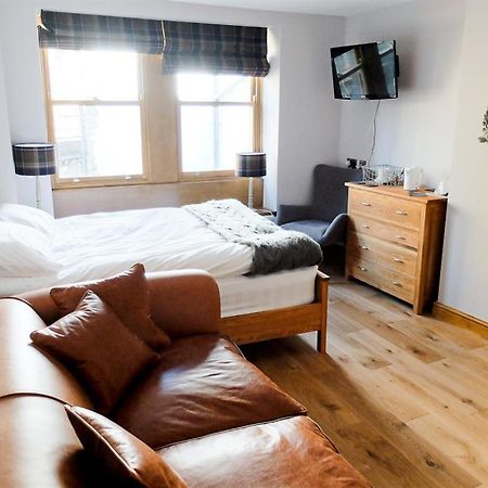 Rooms At The Nook Holmfirth Bagian luar foto